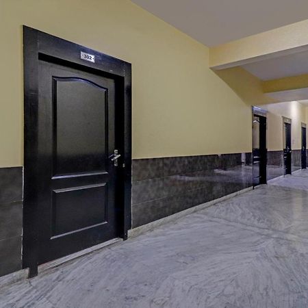 Treebo Trend Radha Palace Матхура Экстерьер фото